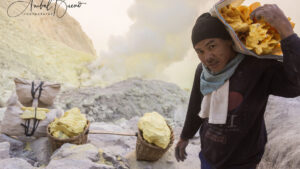 Minero azufre Ijen